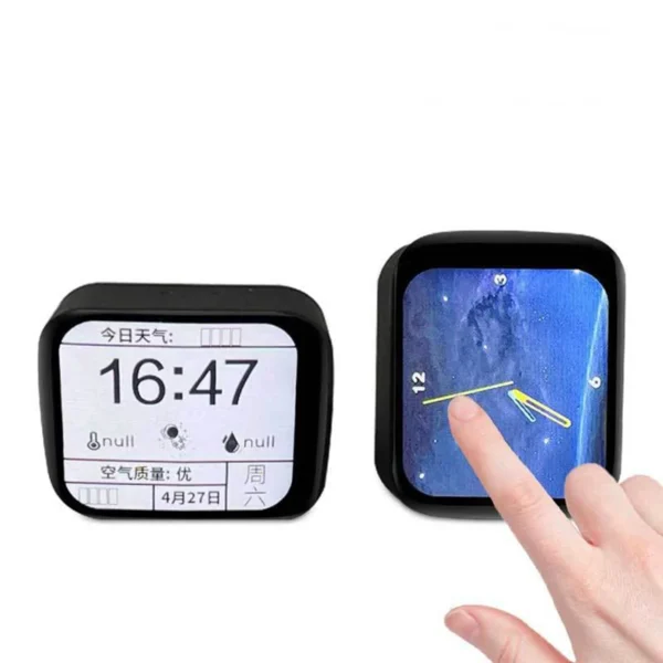 UN-ESP32 C3 1.69 Inch LCD Touch Screen 240X280 Mini TV LVGL Astronaut Clock Watch Screen With Battery Compartment