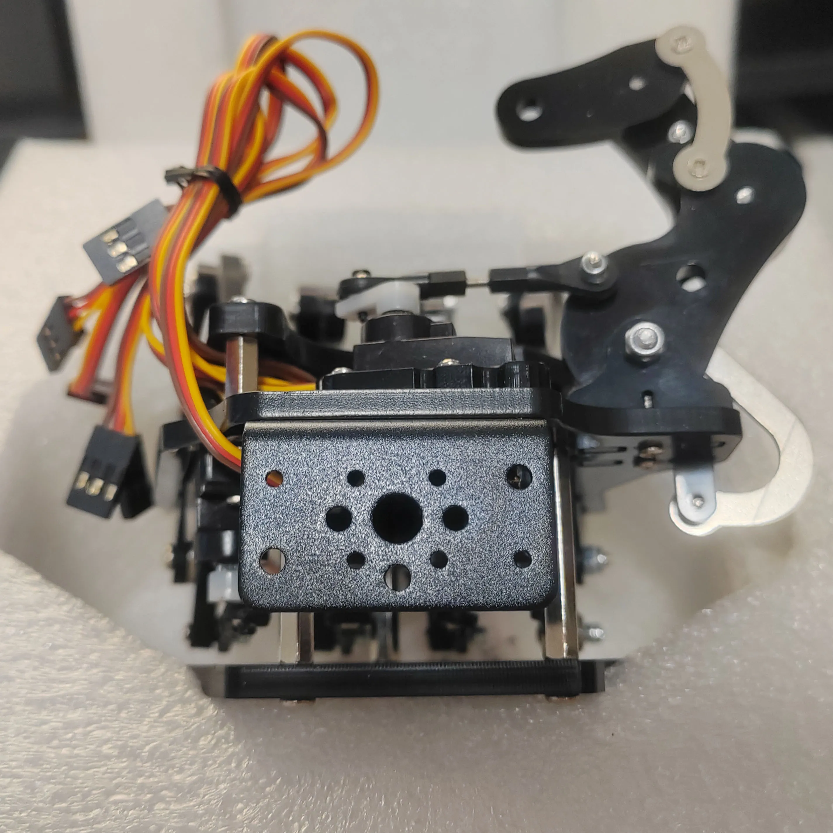 5 Dof Robot Hand with Five Fingers Servo Control Left Right Bionic Palm Assembled Gripper for Arduino/ESP32 Programmable Robot — reference image 2