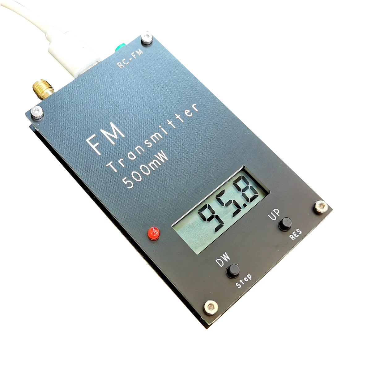 2 km Reichweite, 0,5 W Leistung, Stereo-FM-Sender (76–108 MHz), Kurzwellensignal, Stereo-Sender, FM-Rundfunk. Geeignet für Schulen, Parkplätze und Kirchenradio.